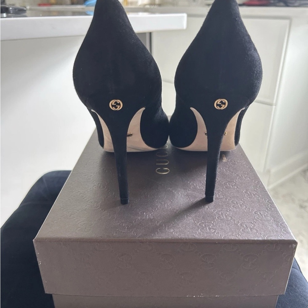 Authentic Gucci Black Suede Women's Heels 37.5 7.5